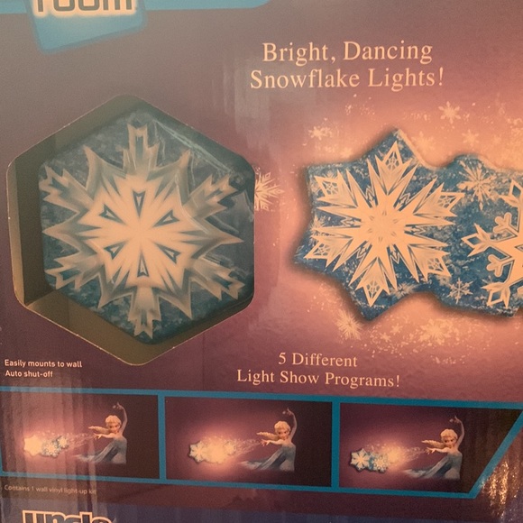 Disney Frozen Snowflake Light Dance - New - Picture 2 of 3
